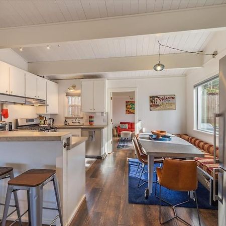 Lake Views, Pet-Friendly Cabin With Hot-Tub In King'S Beach キングスビーチ エクステリア 写真